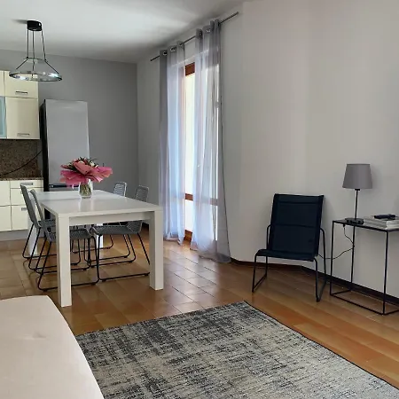 بيت للعطل - Haus B Terrasse, Seeblick, Pool *