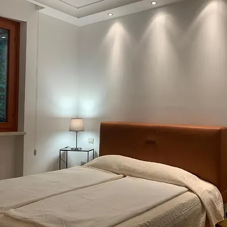 펜션 - Haus B Terrasse, Seeblick, Pool 토리델베나코